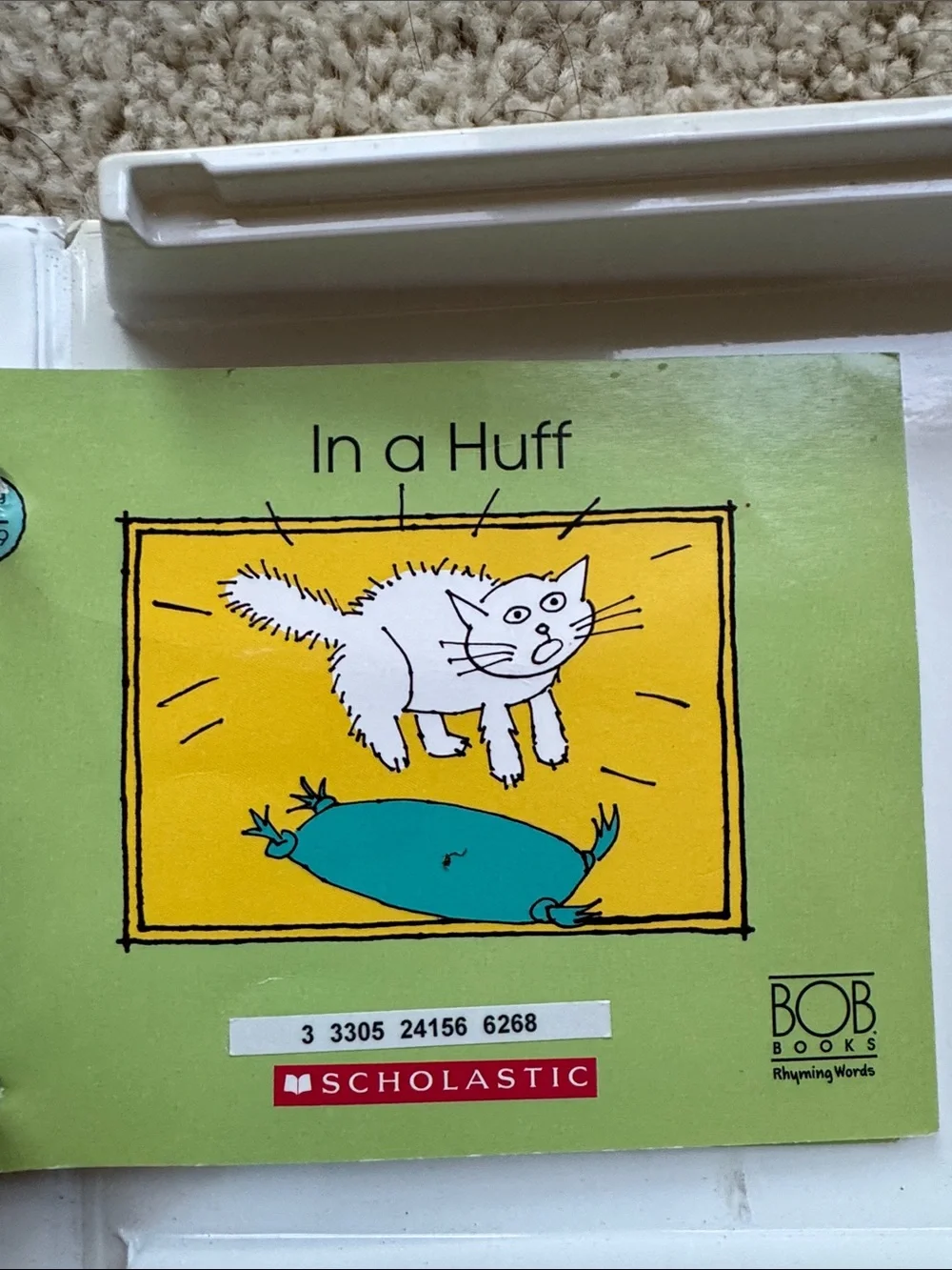 Scholastic BOB Books Rhyming Words - Green with Yellow & Purple Accents